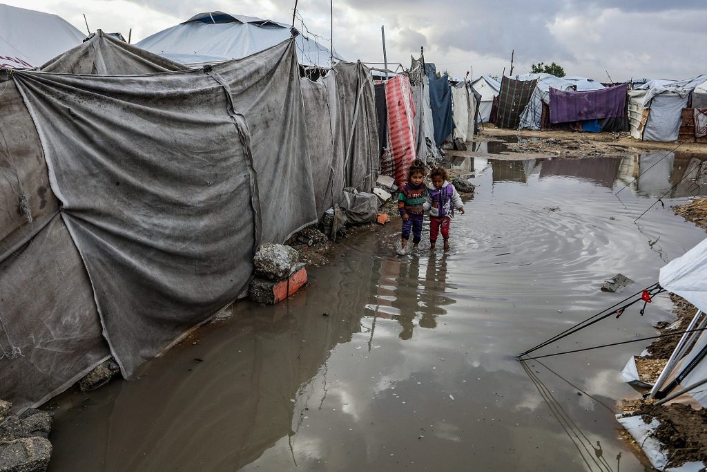 Le «syndrome de la tente humide» tue les nourrissons à Gaza